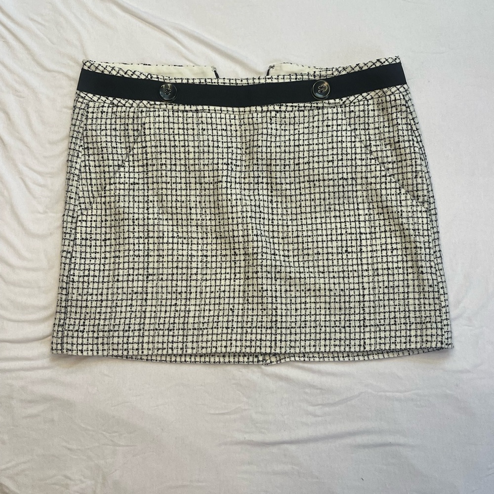 ⭐️EUC⭐️ WOOL LIKE MATERIAL